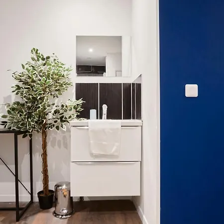 Ng Prestige - Lille I Jouffroy - Netflix - Wifi 鲁贝